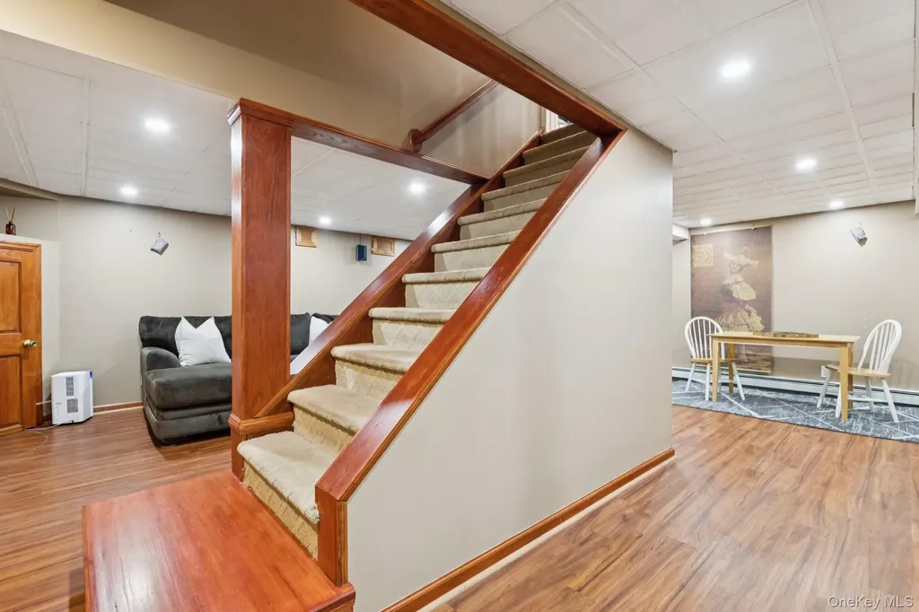 24 Cherry Place Huntington NY 11743