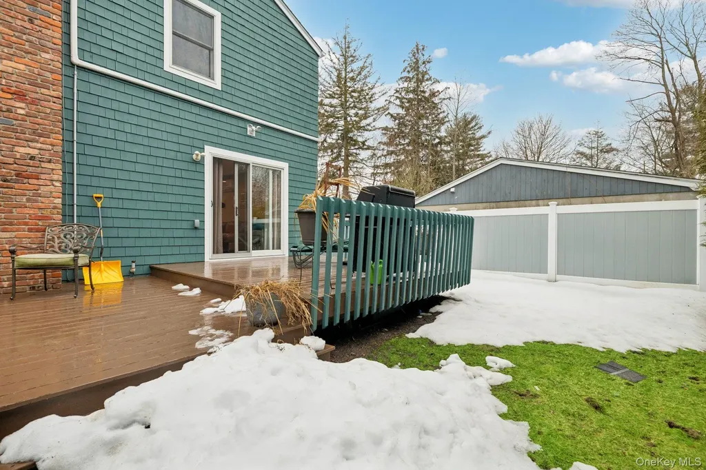 24 Cherry Place Huntington NY 11743
