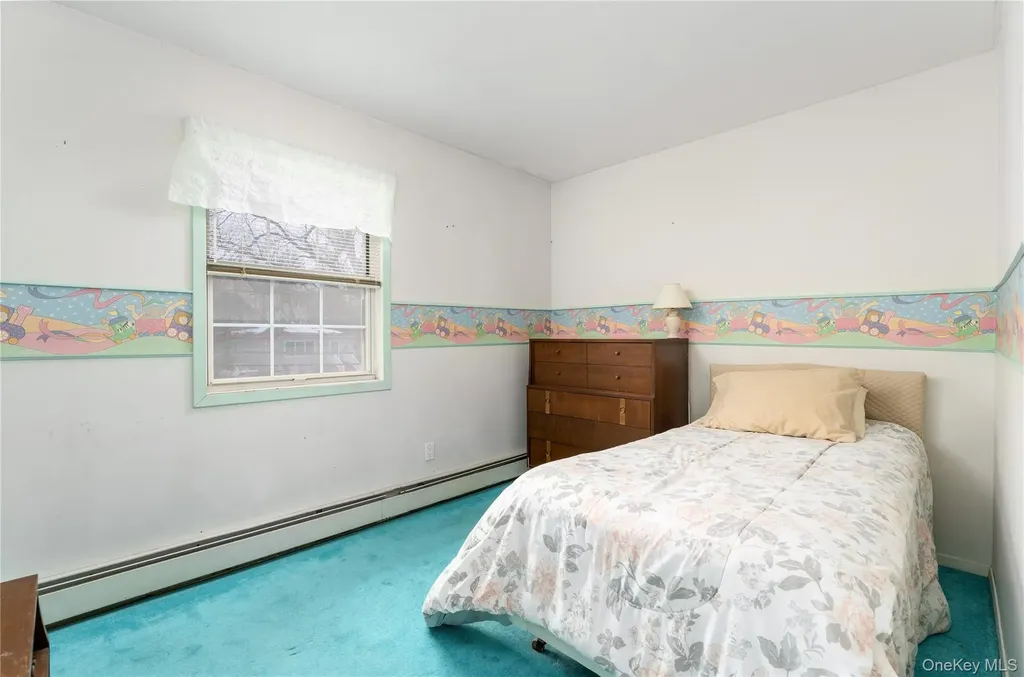 189 Broadway Rocky Point NY 11778