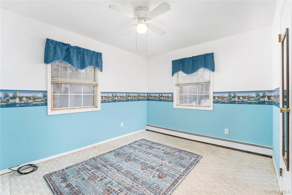 189 Broadway Rocky Point NY 11778