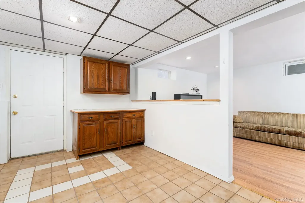 189 Broadway Rocky Point NY 11778