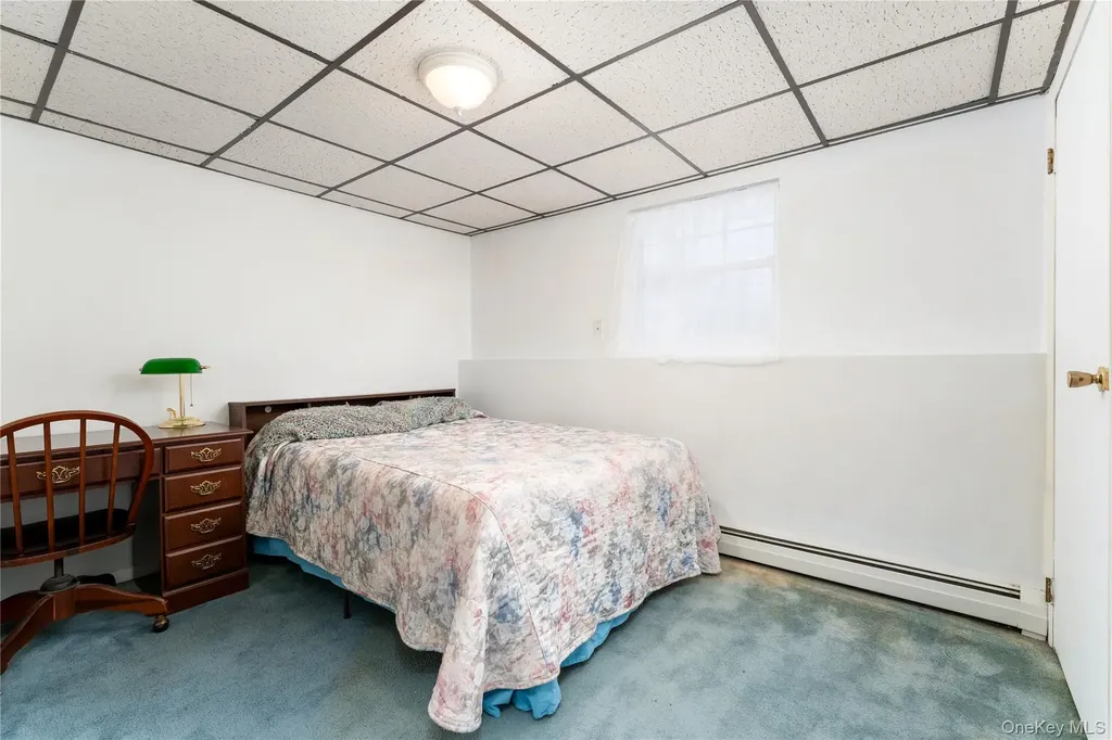 189 Broadway Rocky Point NY 11778