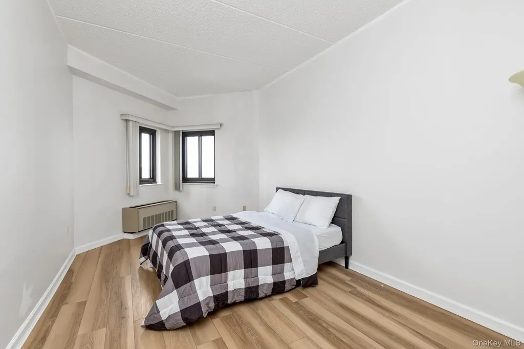 725 Miller Avenue Freeport NY 11520