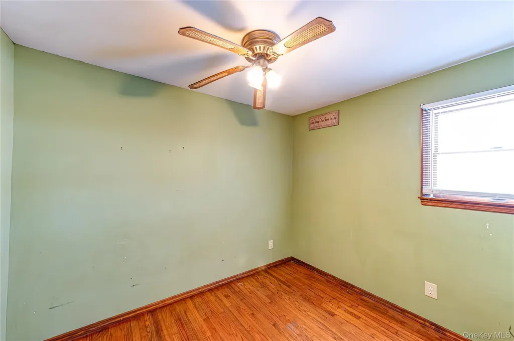 1440 Lombardy Boulevard Bay Shore NY 11706