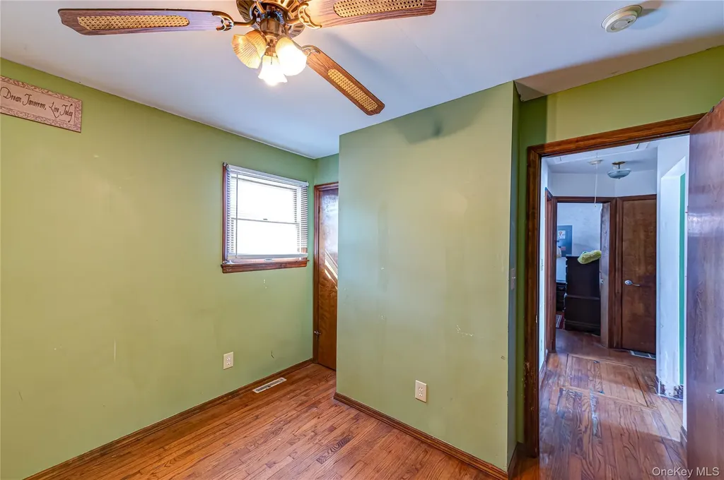 1440 Lombardy Boulevard Bay Shore NY 11706