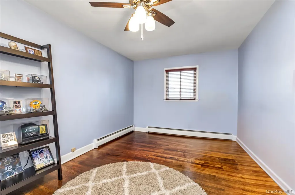 6 Cedar Drive E Plainview NY 11803