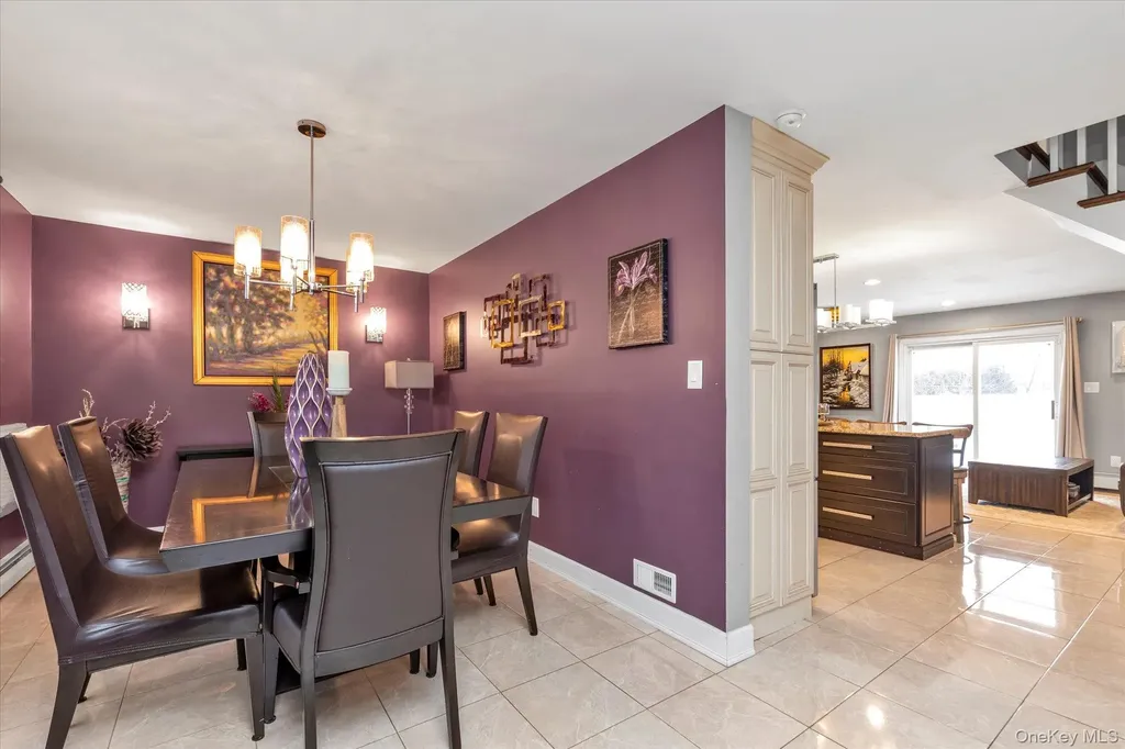 6 Cedar Drive E Plainview NY 11803