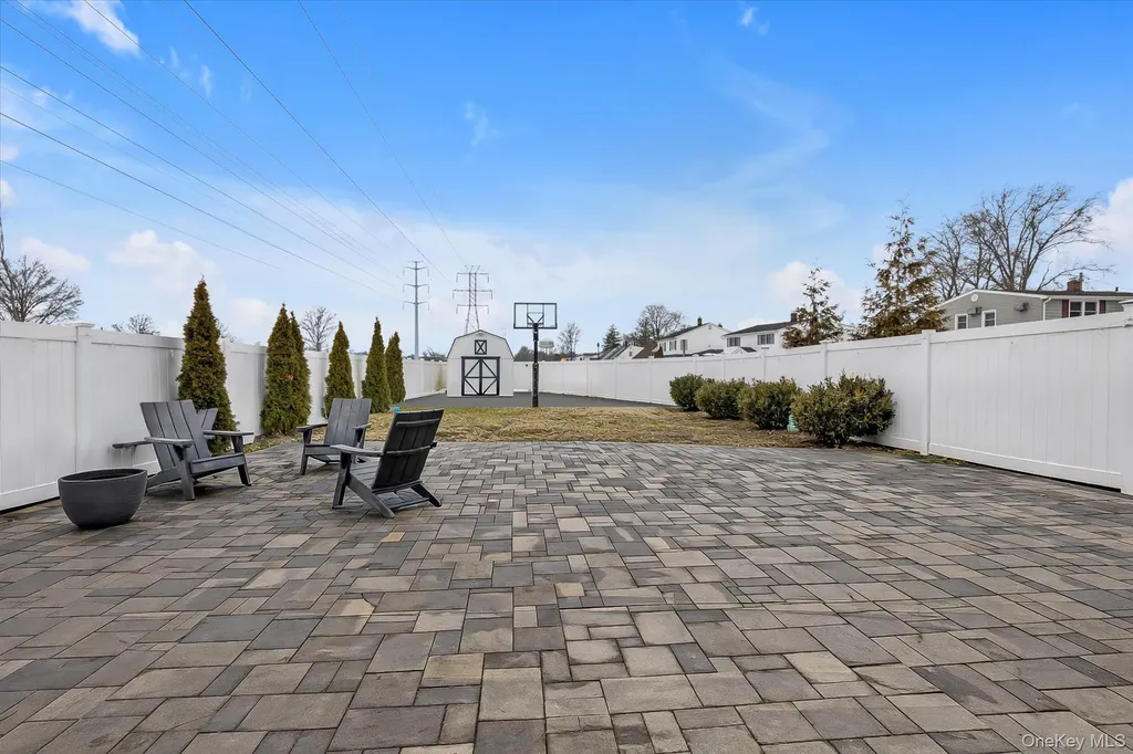 64 Cornflower Road Levittown NY 11756
