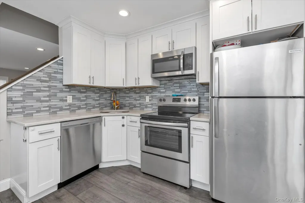 64 Cornflower Road Levittown NY 11756