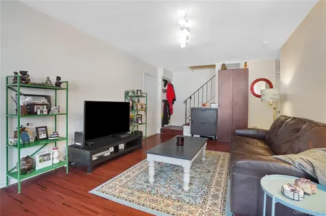 616 Kemeys Cove Briarcliff Manor NY 10510