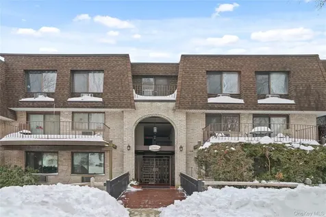 616 Kemeys Cove Briarcliff Manor NY 10510
