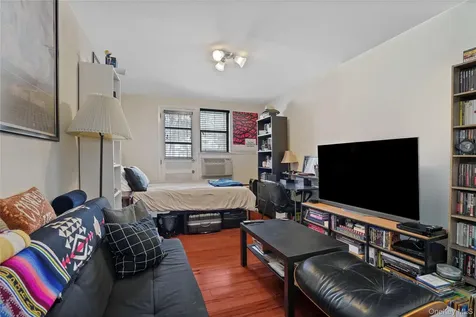 616 Kemeys Cove Briarcliff Manor NY 10510