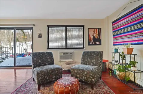 616 Kemeys Cove Briarcliff Manor NY 10510
