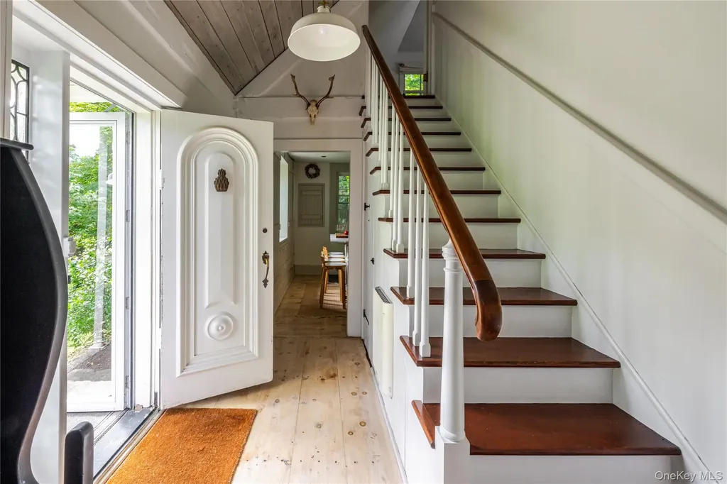 111 Miller Road Hudson NY 12534