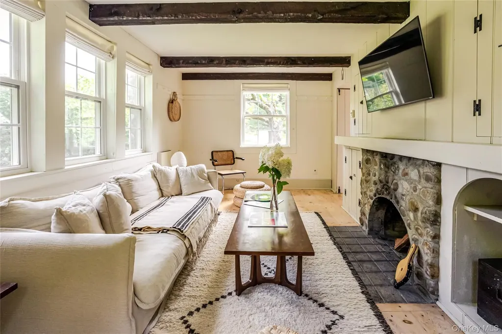 111 Miller Road Hudson NY 12534