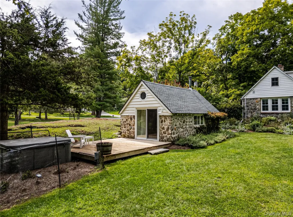 111 Miller Road Hudson NY 12534