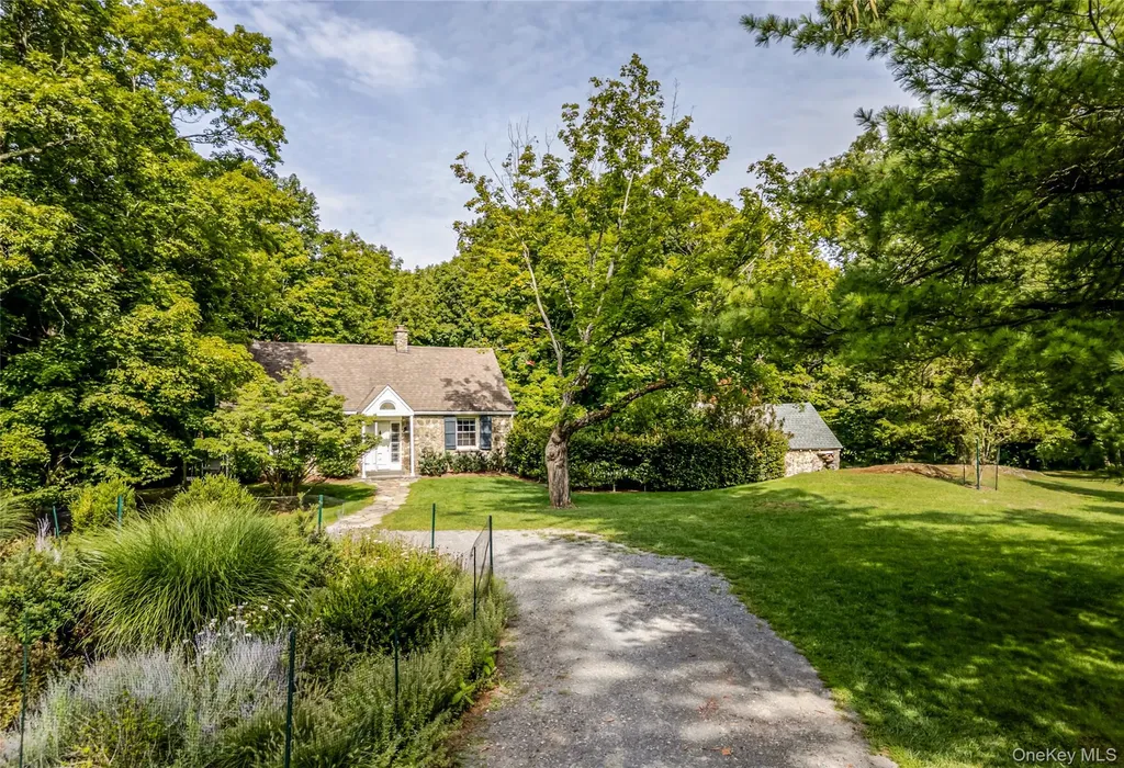 111 Miller Road Hudson NY 12534