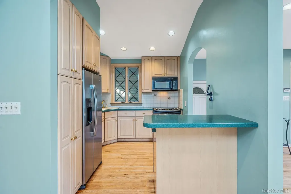 1616 Madison Avenue West Islip NY 11795