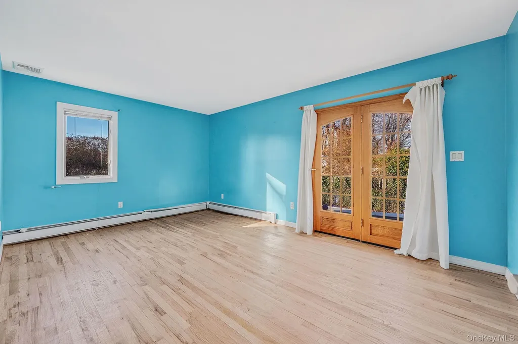 1616 Madison Avenue West Islip NY 11795