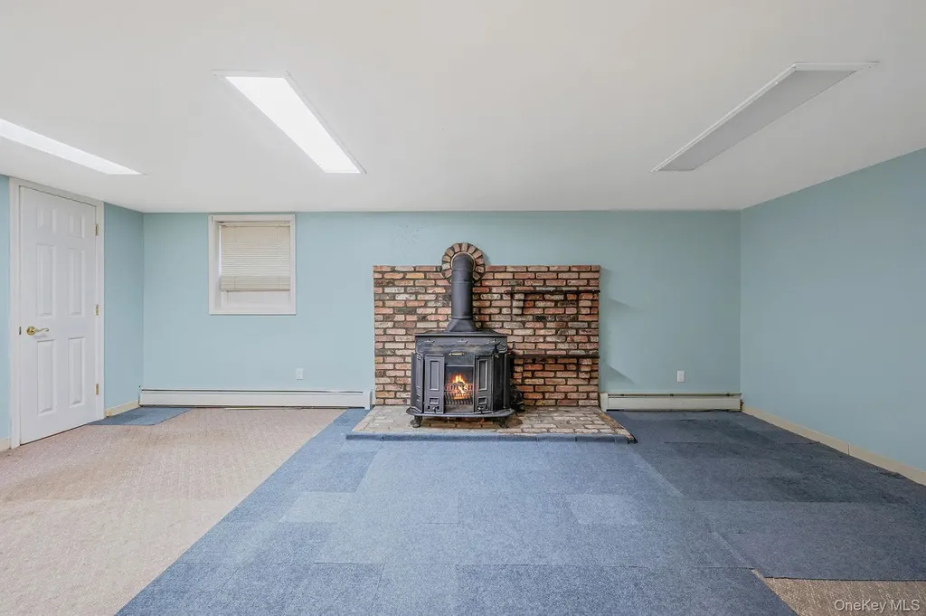 1616 Madison Avenue West Islip NY 11795