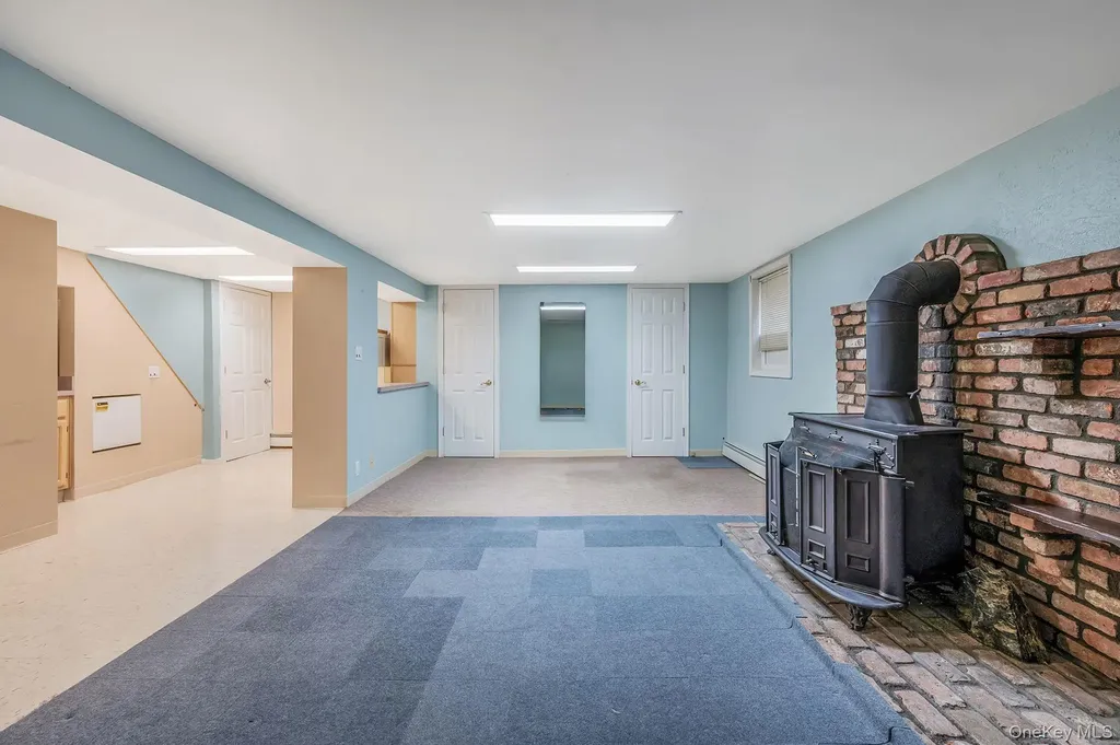 1616 Madison Avenue West Islip NY 11795