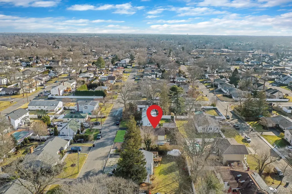 1616 Madison Avenue West Islip NY 11795