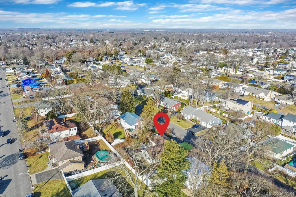 1616 Madison Avenue West Islip NY 11795