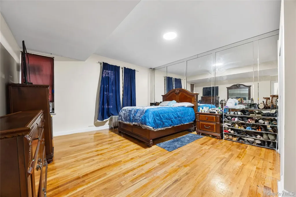 1670 Longfellow Avenue Bronx NY 10460