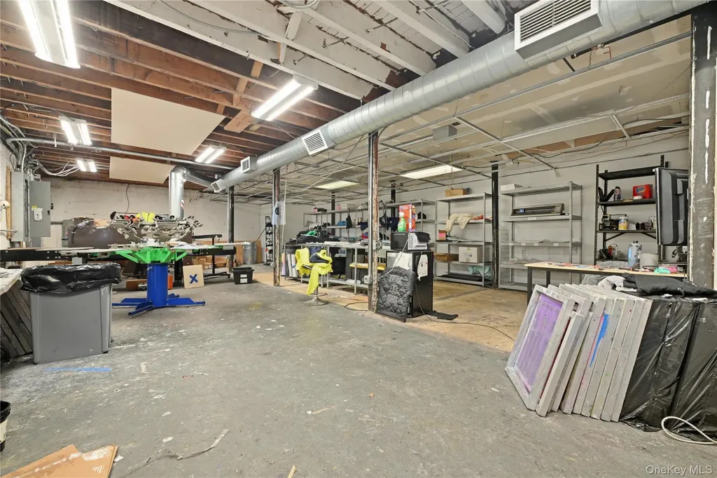 249-50 Jericho Turnpike Bellerose NY 11001