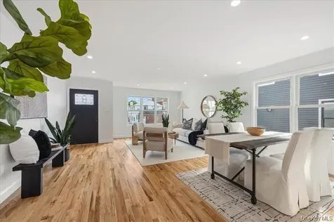 89 Thurton Place Yonkers NY 10704