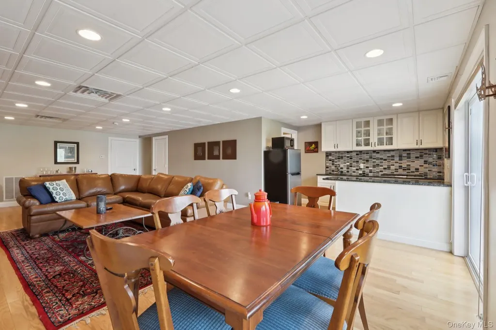 6 Cowdrey Street Warwick NY 10990