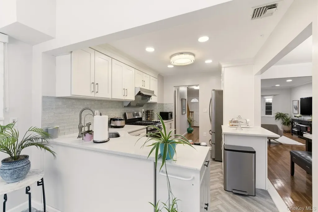 225 Willets Lane Jericho NY 11753