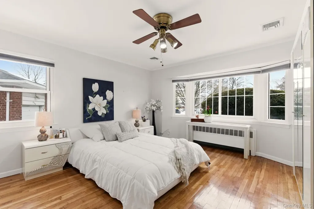 225 Willets Lane Jericho NY 11753