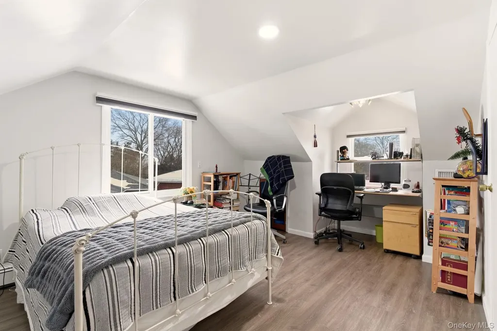 225 Willets Lane Jericho NY 11753