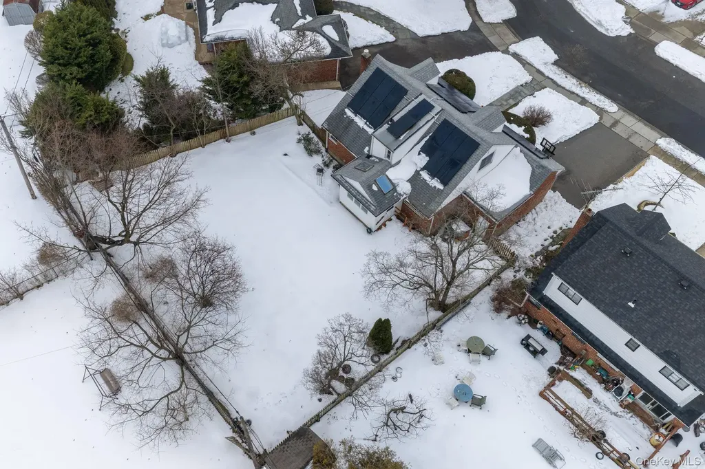 225 Willets Lane Jericho NY 11753