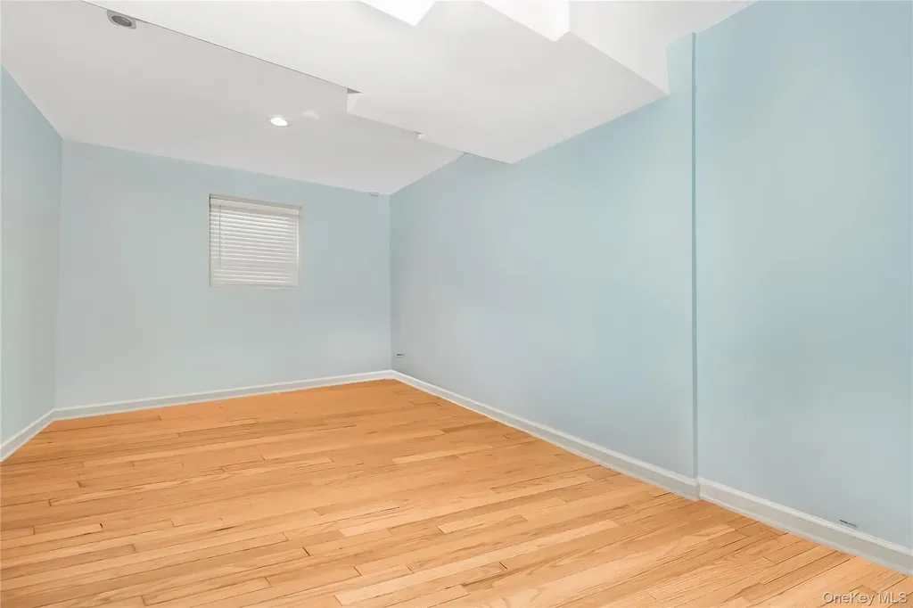 128 Park Avenue Roosevelt NY 11575