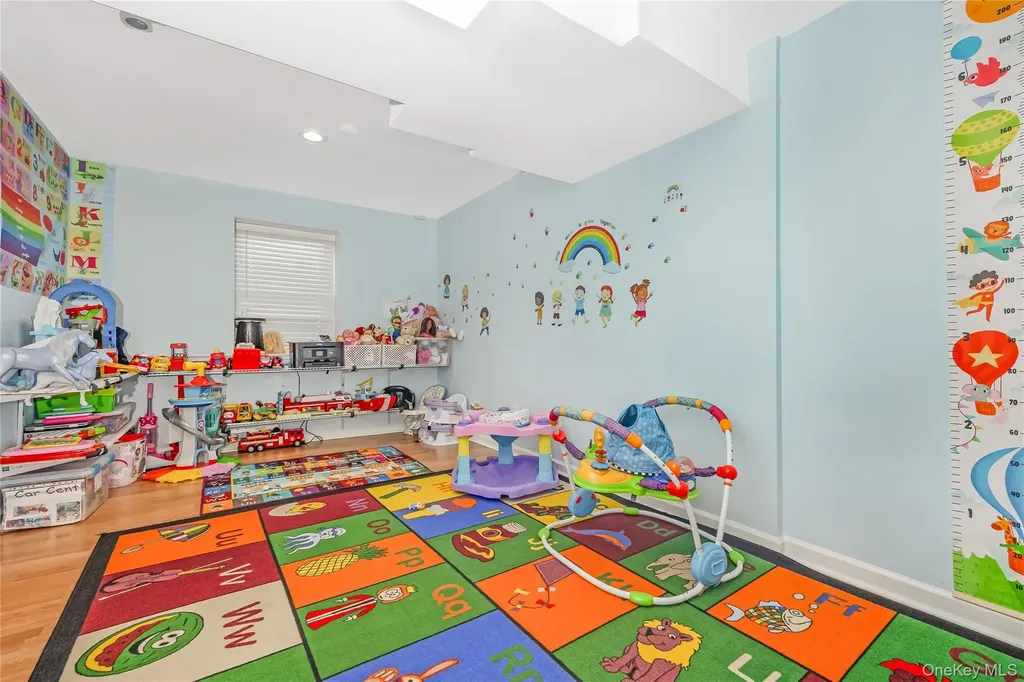 128 Park Avenue Roosevelt NY 11575