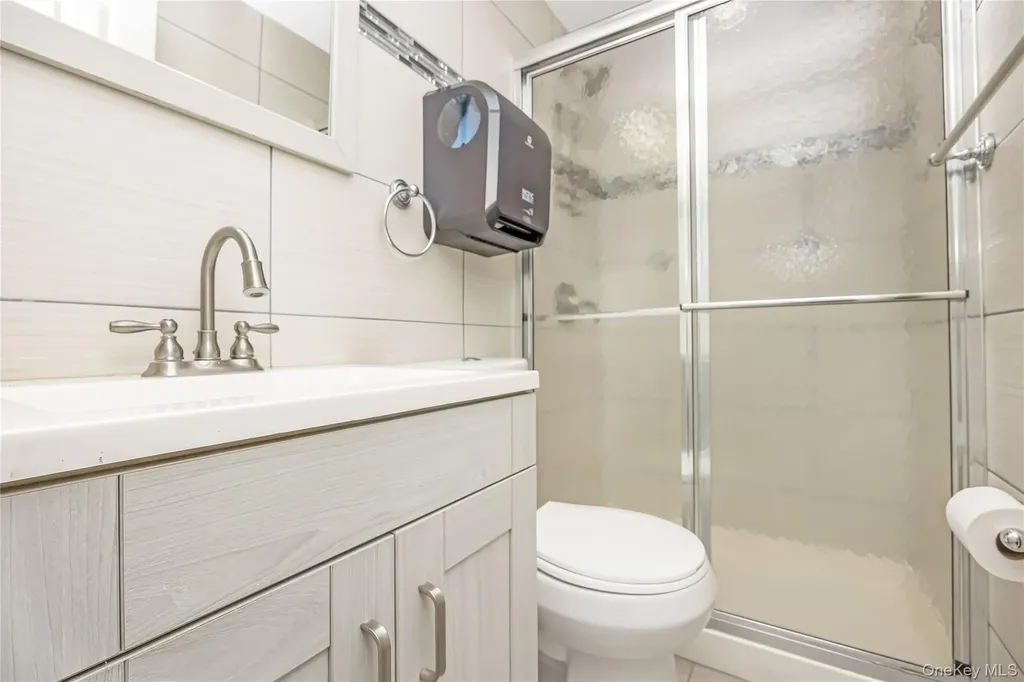 128 Park Avenue Roosevelt NY 11575