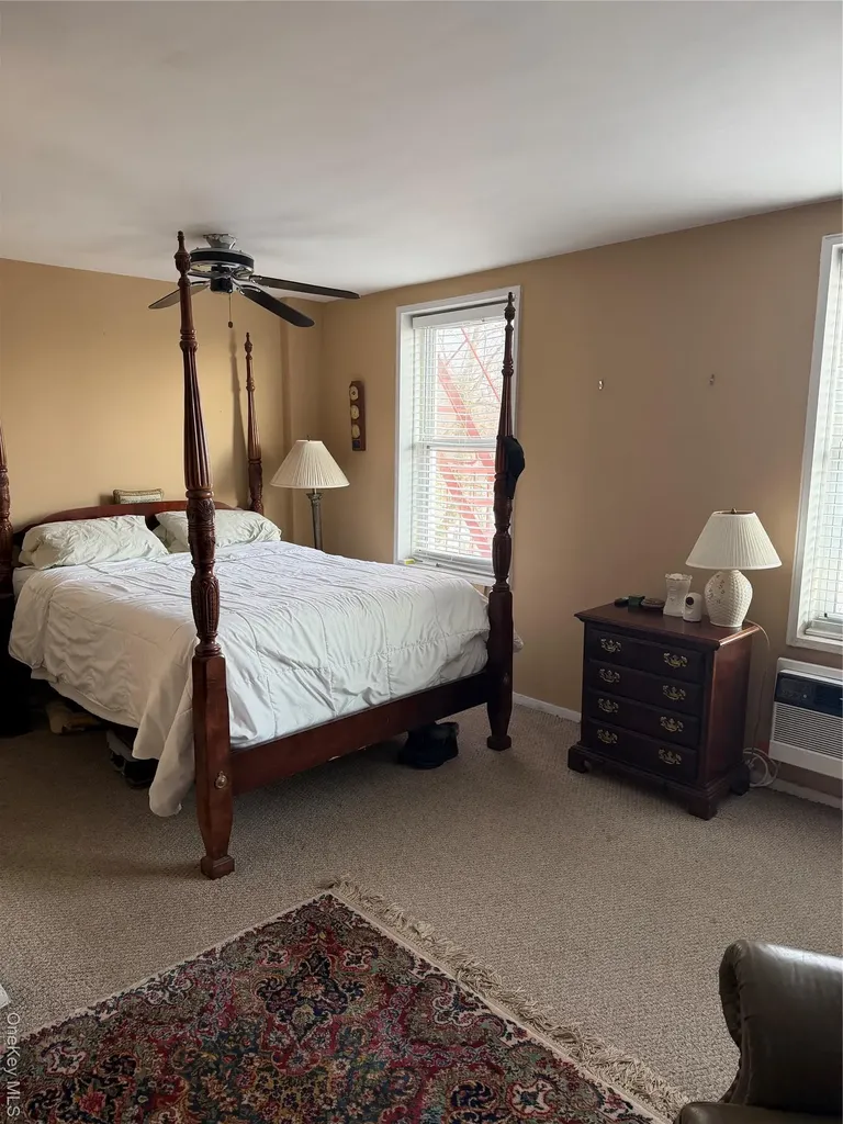 241-20 Northern Boulevard Douglaston NY 11362