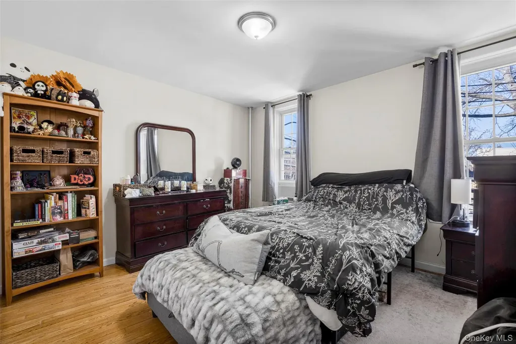 2932 Baisley Avenue Bronx NY 10461