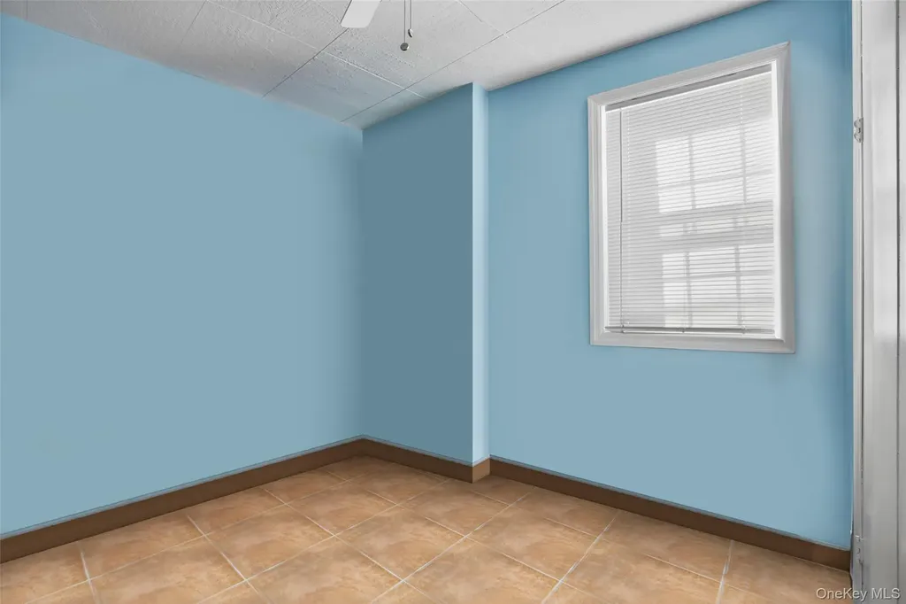 2932 Baisley Avenue Bronx NY 10461