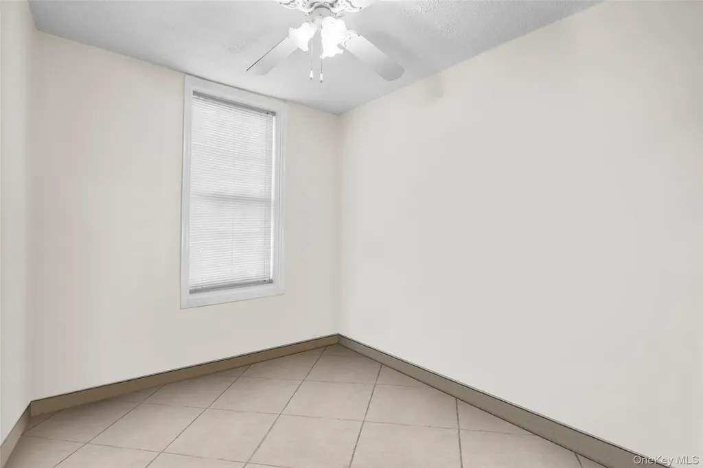 2932 Baisley Avenue Bronx NY 10461
