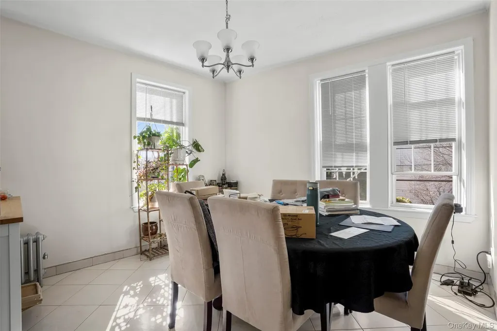 2932 Baisley Avenue Bronx NY 10461