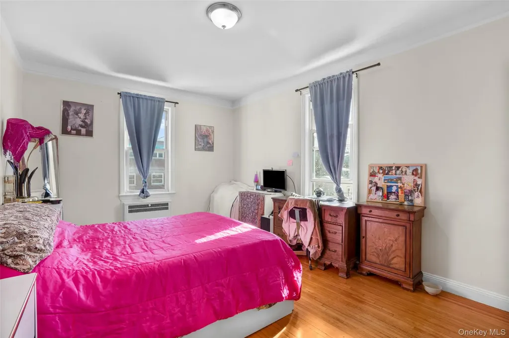 2736 Colden Avenue Bronx NY 10469