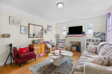 2736 Colden Avenue Bronx NY 10469