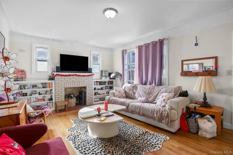 2736 Colden Avenue Bronx NY 10469