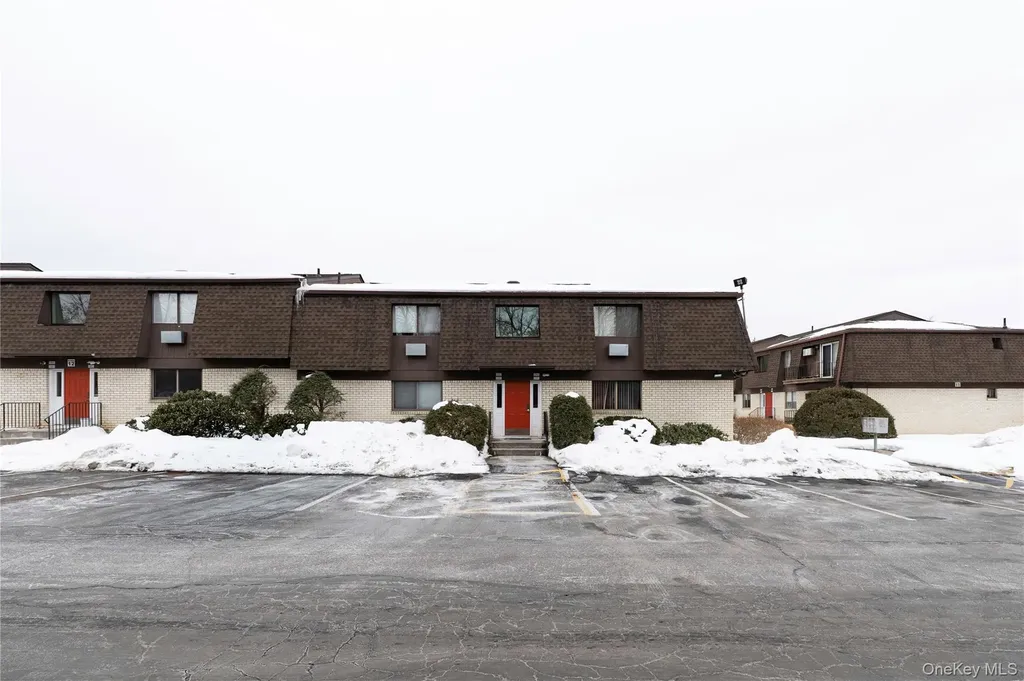 1212 Cherry Hill Drive Poughkeepsie NY 12603