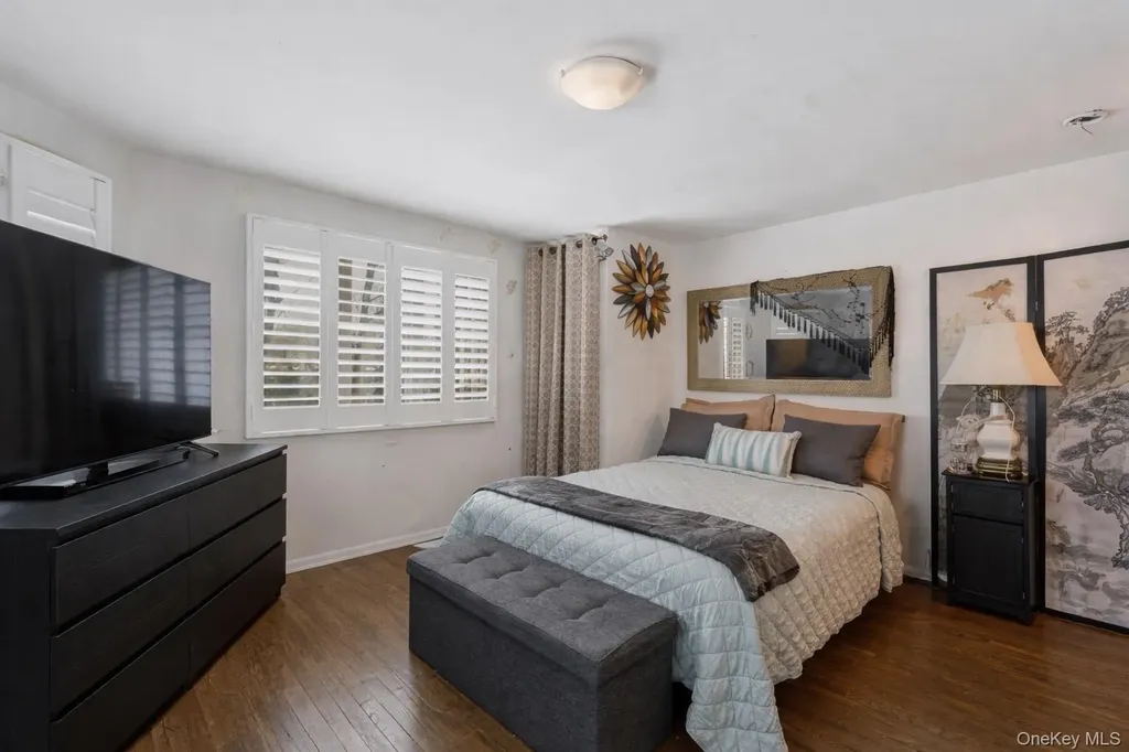 East Patchogue NY 11772