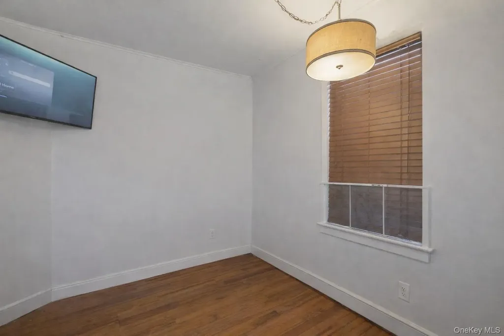East Patchogue NY 11772