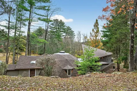 106 Mountain Laurel Lane Woodstock NY 12498